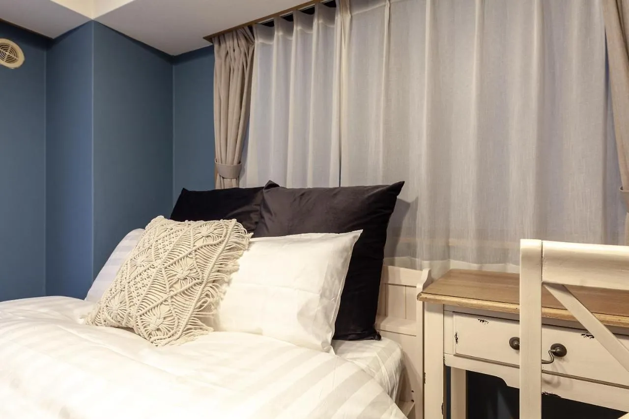 Turkey Blue Bldg Apartment Tokyo