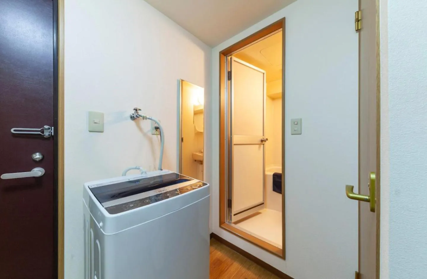 Turkey Blue Bldg Apartment Tokyo